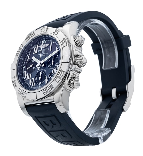 Breitling Chronomat AB0111 Image 2